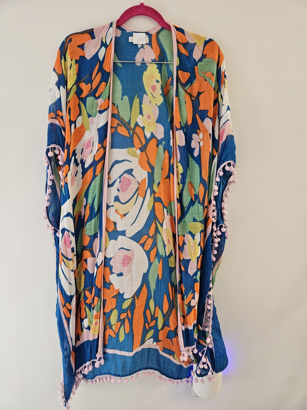 Shiraleah "Carley" Kimono Blue Floral with pink Pom-Poms - Picture 2 of 8